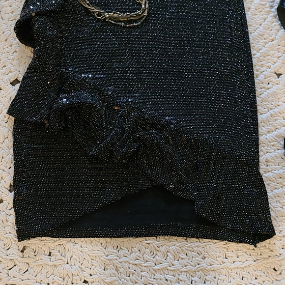 NWOT COCKTAIL DRESS BLACK AND SILVER SHIMMER R - Picture 10 of 16